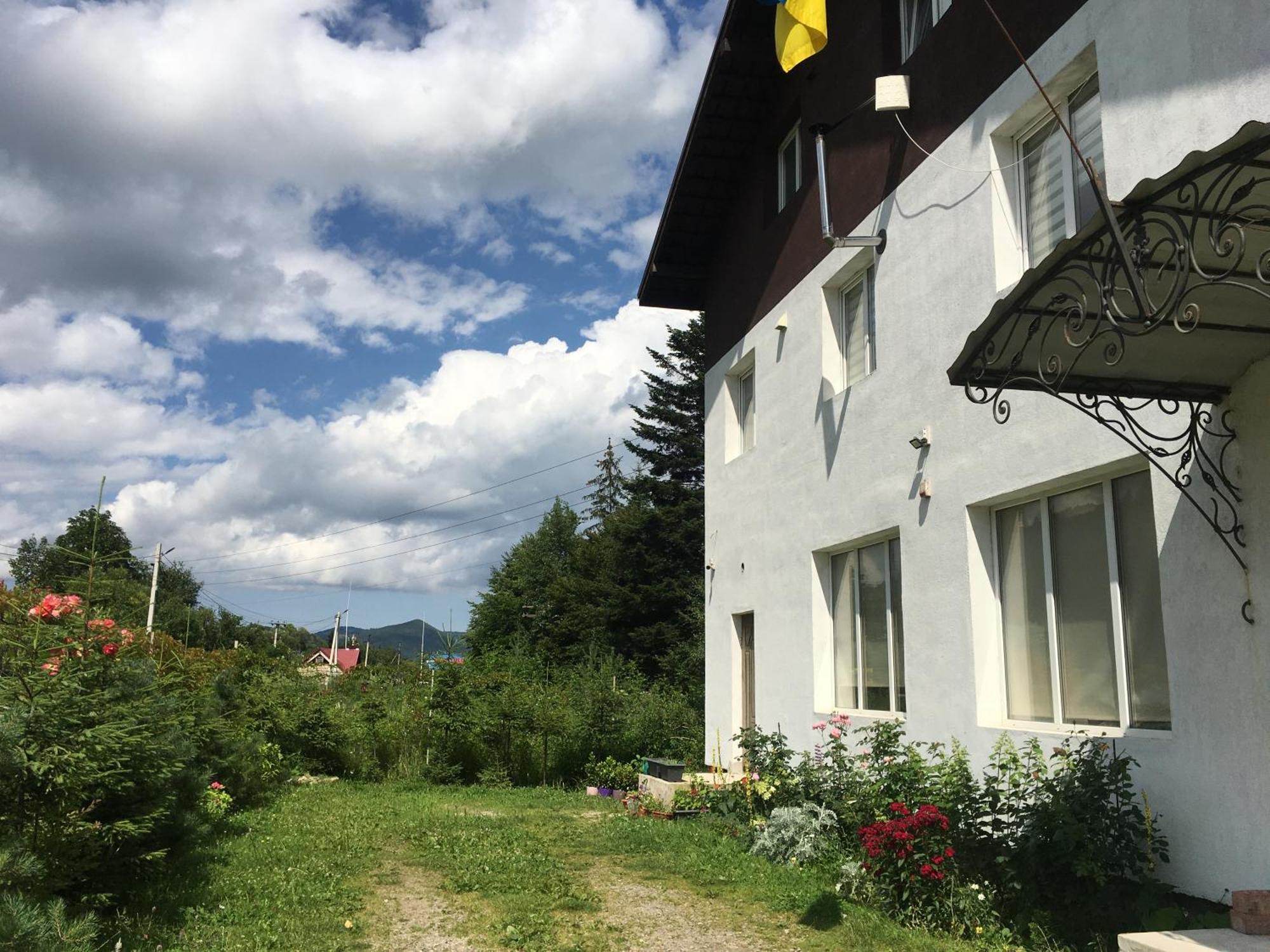 Mini-Hotel Serpanok Mykulyčyn Exteriér fotografie